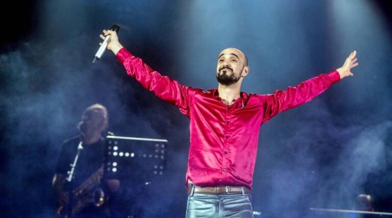 Abel Pintos se presentará este domingo en Colón