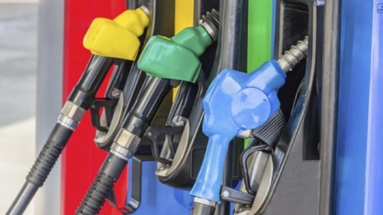 La venta de combustibles volvió a caer en abril y acumula tres meses en baja