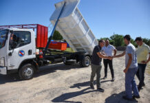 Ramírez cuenta con un nuevo camión volcador para brindar servicios a los vecinos