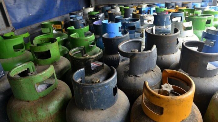 816117-garrafas-20programa-20hogar-20subsidios