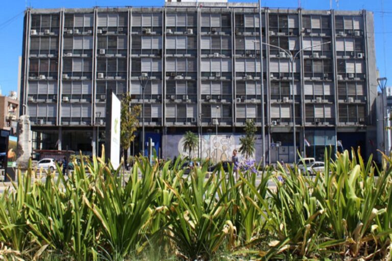 Echaron a funcionarios del CGE de Colón por "irregularidades"