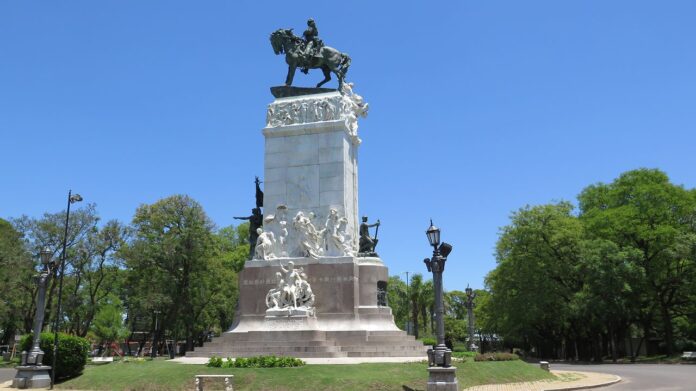 monumento-a-urquiza-parana
